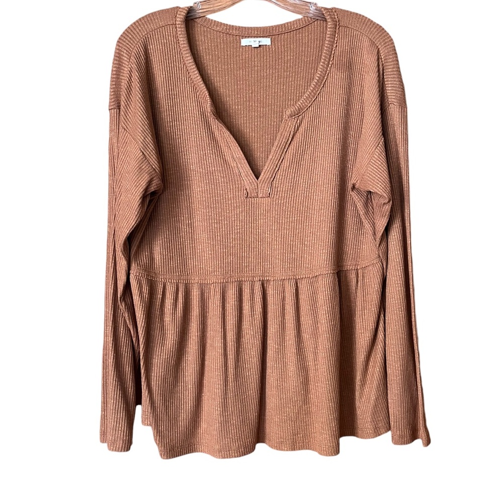 Maurices Long Sleeve Peplum top size medium